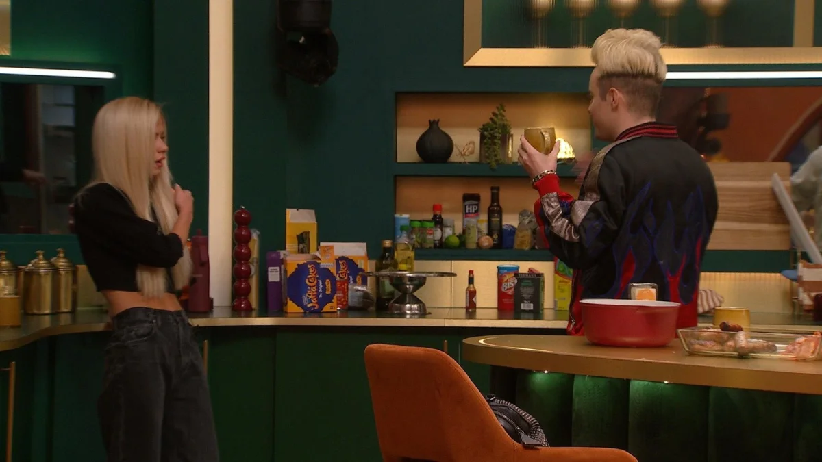 Editorial Use Only Mandatory Credit: Photo by Shutterstock for Big Brother (17162940d) Rhianna and Edward 'Big Brother' TV show, Series 4, Episode 9, London, UK - 22 Sep 2026
