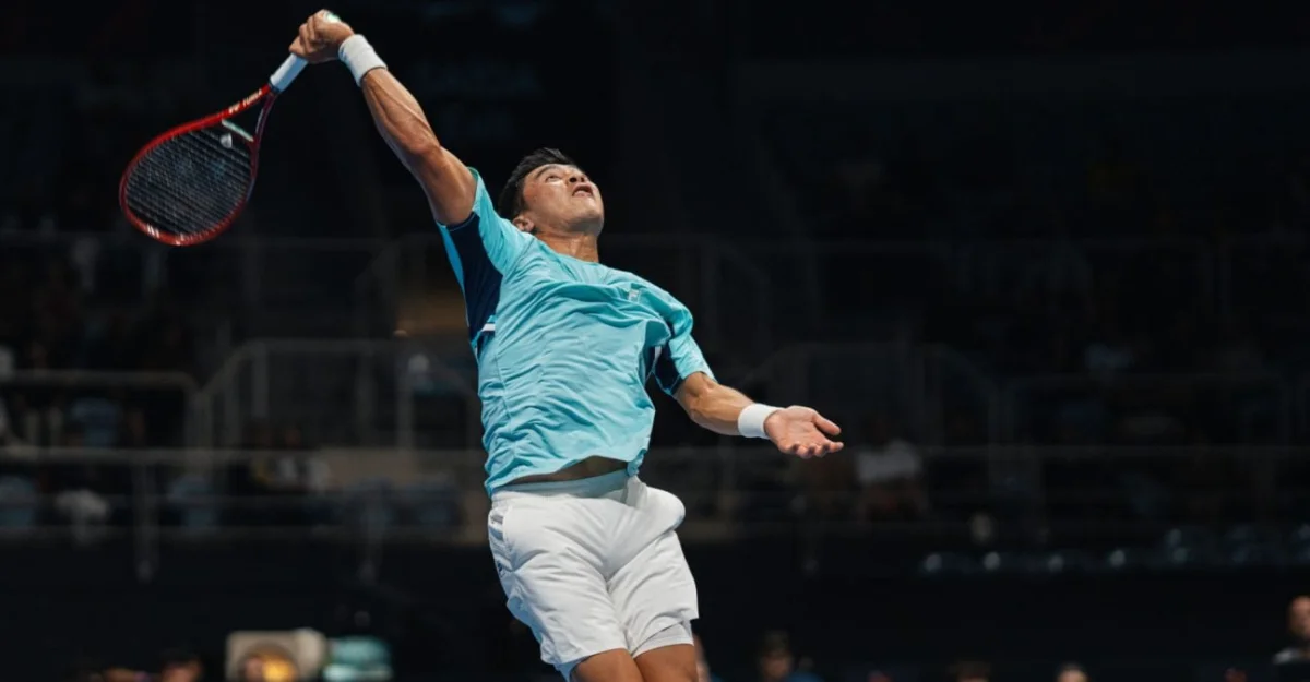 Nakashima Outmaneuvers Cerúndolo in Thrilling UTS Rio Debut