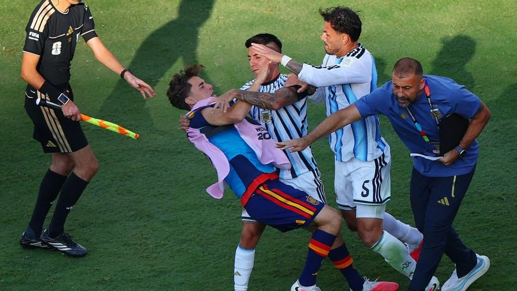 Paredes Faces Ten-Game Ban as FIFA Punishes Argentina for Post-World Cup Scuffles
