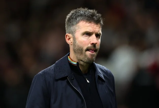 Fresh injury fears as Man Utd star is seen limping out of stadium after Tottenham draw