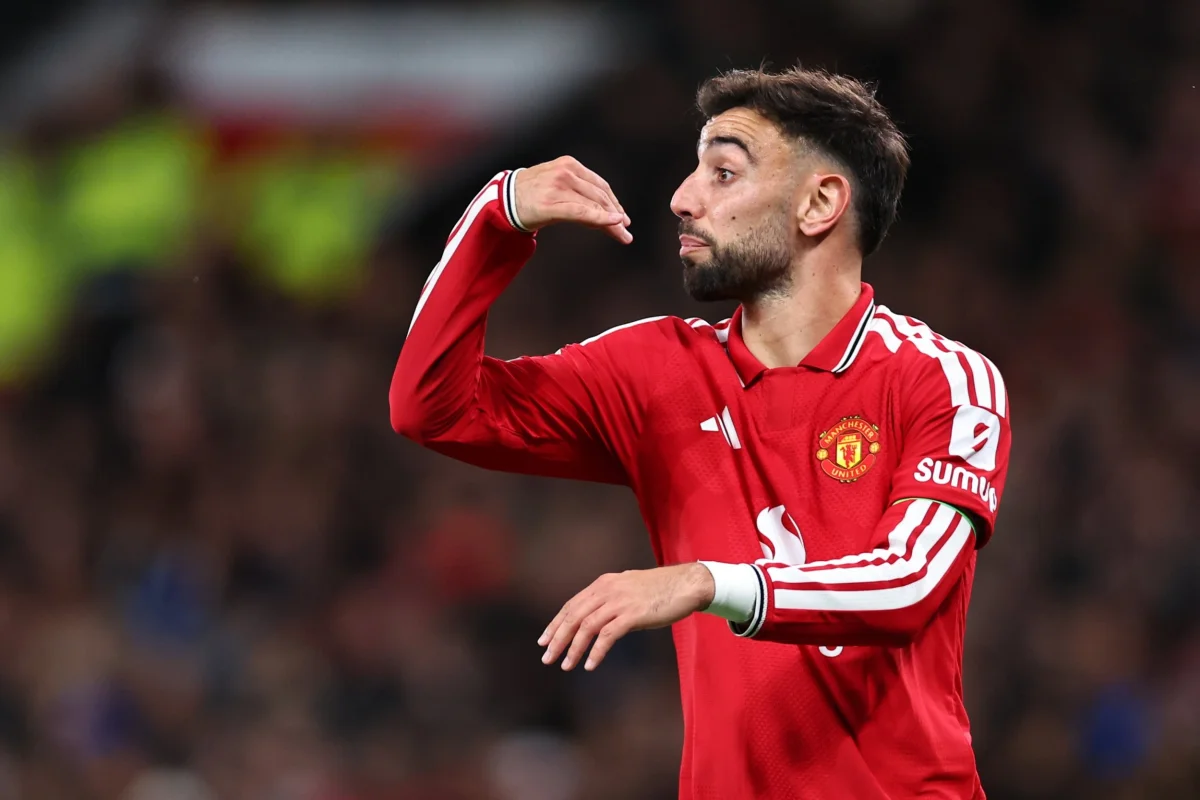 MANCHESTER, ENGLAND - OCTOBER 10: Bruno Fernandes of Manchester United during the Premier League 2026/27 match between Manchester United and Tottenham Hotspur at Old Trafford on October 10, 2026 in Manchester, United Kingdom. (Photo by Robbie Jay Barratt - AMA/Getty Images)
